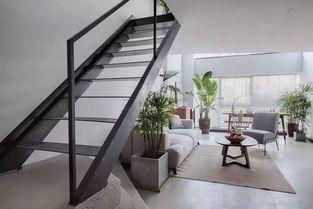 楼梯上吃瓜,揭秘日常生活中的小确幸